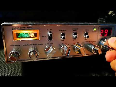 Early CRT Superstar 3900 CB Radio