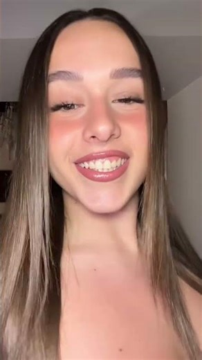 GIULIA BIZZARRI... OGNI GIORNO DIVENTA PIÙ BELLA 😍 #giuliabizzarri #tiktok #shorts #perte #fakebody