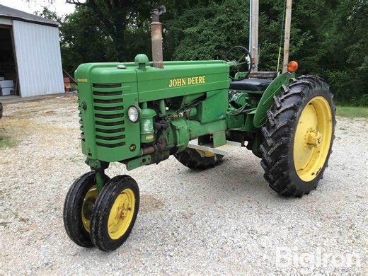 1949 John Deere MT 2WD Tractor | Agriculture