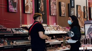 Study: Half of US Cosmetics Contain Toxic Chemicals