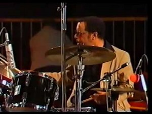 Ow! - Dizzy Gillespie/James Moody/Gene Harris/Ray Brown/Grady Tate