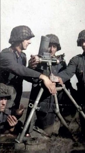 Amazing WW2 Image: Eastern Front German Mortar Crew