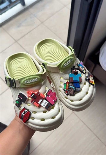 Minecraft Slippers for Kids – Fun and Comfortable Footwear!