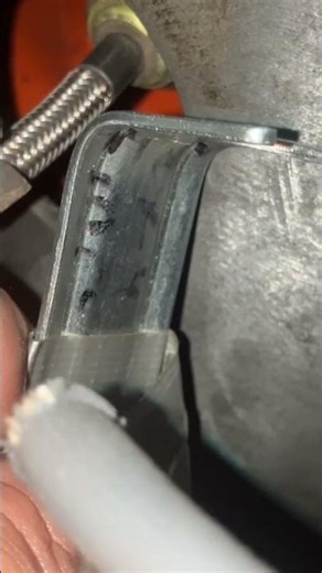 Better video of hydraulic clutch feed line removal 02 4.3 NV3500