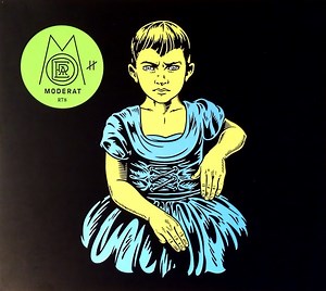 Moderat - III