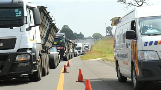 KZN govt yet to verify reports of a planned shutdown by truck drivers - SABC News - Breaking news, special reports, world, business, sport coverage of all South African current events. Africa's news leader.