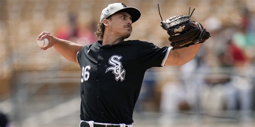 Newly acquired Thorpe tries to flush White Sox debut