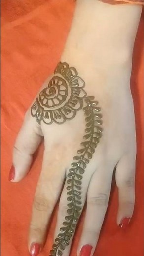 The Artistry of Henna: Stunning Mehndi Designs #henna #hennatatto #mehndi