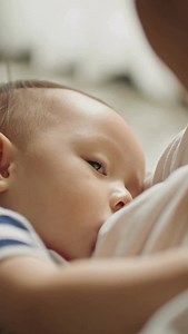 That little clicking sound? It’s your baby’s way of saying, something’s not quite right. Clicking during feeding can happen when a baby loses suction — often from tension, a shallow latch, or a flow that’s too fast to manage comfortably. The good news? These are all things we can help you understand and improve. Because feeding isn’t about perfection — it’s about comfort, confidence, and connection. ✨ Learn more or book your visit at www.kentuckybreastfeedingcenter.com #BreastfeedingSupport #Lac