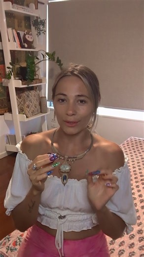 Lady G Barber 🌹|Hair Thearpist| Mullet lover|Mental health💙 on Instagram: "Lease hand over update on the shop.📢💥💥💥 My contract at the hidden barber ends on the 1st of February. But the new owner has said she will be keeping the barber chair and possibly still renting to me. The shop will have a new lease owner (eyelash technician) So changes will most likely be made to the shop. I will keep you updated in the next upcoming weeks as to where I will be going forward. Lady G will remain cutti