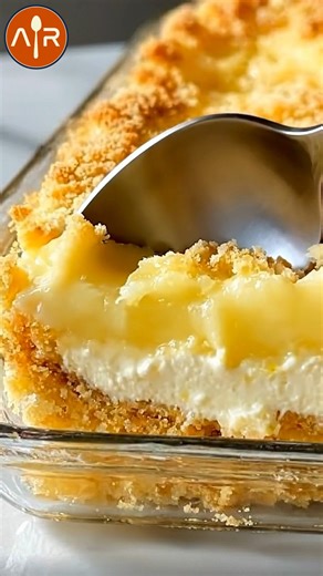 Lemon Cream Cheese Dump Cake 🍋🍰 Bright, Creamy, Spring Sunshine Do you love your lemon dessert extra tangy and vibrant — or smooth and sweet with a creamy melt؟ This Lemon Cream Cheese Dump Cake is ultra-moist, rich, and spoon-soft — almost creamy in every bite. The buttery topping melts into a luscious lemon layer, while the sweet cream cheese center stays smooth and velvety. It tastes like you baked for hours… but it comes together in minutes. Perfect for Easter brunch, spring gatherings, Mo