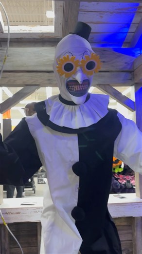 We Found ART THE CLOWN! 😱🤡 | Spirit Halloween 2026