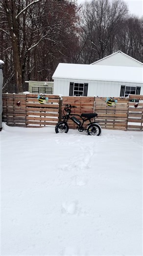 Dihh cheese bike (@cody65502)’s videos with Christmas (Baby Please Come Home) - Darlene Love