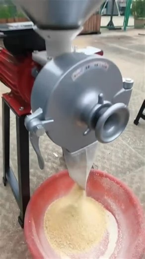Adam Musa Muhammed on Instagram: "Industrial Wet and dry grinding machine Price 380,000 Only from us @adambaykitchenequipment ,works with dry and wet items, blendes to smooth and coarce, tighten and untighten to achieve the said result.. very strong and reliable unlike the other ones you know of this is highly improved with stone and iron grinding option and is 3kw, what you are grinding determines the output, buy this now and thank me later for your commercial food business even for home use of