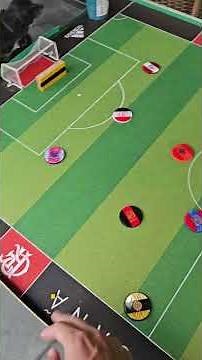 Futebol de Botão: Quantos toques dar na bola?