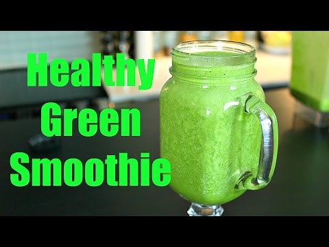 Healthy Green Smoothie with Spinach and Fruit