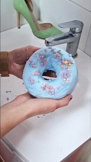 The cutest DIY room freshener! 🍩✨ #lifehacks #diy #homedecor #useful