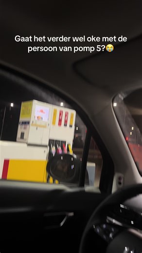 Nee, want dit zou mijn hele dag gewoon verpesten😭😫 Niet mijn content niche, maar vond het verschil zo grappig en zielig tegelijk😂 #tanken #benzineprijs #nederland #fyp #shell