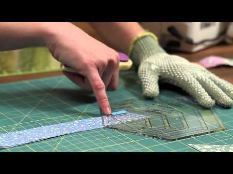 Quilty: how to make a hexagon doll quilt