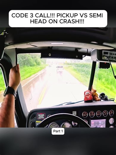 CODE 3 CALL!!! PICKUP VS SEMI HEAD ON CRASH!!! #merchandise #accident #container #ram #fentysuperbrandday #viral #wrecker #rotator #recovery #towing #rescue