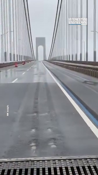 An essential part of a civil engineer’s tool kit, expansion joints work wonders for bridges like the Verrazano Bridge. Expansion joints on bridges allow for safe and smooth movement, accommodating thermal expansion and contraction. They prevent structural damage by absorbing vibrations and shifts, ensuring bridge longevity and integrity. | Interesting Engineering