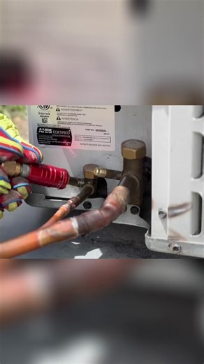 DIY HVAC GUY (@diy.hvac.guy) - Easy and Efficient HVAC Gauge Set: A Must-Have Tool for Homeowners and Professionals Discover the benefits of using these high-quality HVAC gauge sets for your system. Learn how to connect and disconnect them effortlessly and save money on low-loss hoses. Never worry about replacing O-rings as it's a breeze with these gauges. Enhance your HVAC knowledge with our training videos and get a chance to win our monthly giveaway! #HVACGaugeSet #EfficientTools #HomeownerTi