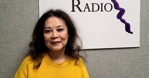 Commentary: Comparing Basic Communication Styles of Eastern and Western Cultures