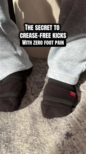 The ONLY way to protect your favorite kicks from creases 💯 #creasebeast #sneakerhead #nike #jordan #creaseprotectors shoe crease protectors how to stop shoe creases crease protectors for sneakers how to keep shoes from creasing crease-free sneakers