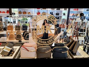 Michael Kors | Fall/Winter 2025|26 Collection | Handbags | Wallets and more under $99. Great Deal 🍂