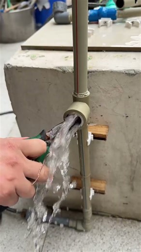 PPR Pipe Installation Pipe Fitting Techniques #shortsfeed #ppr #pipefitting