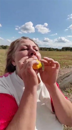 stop time 🥒🍋😱🤣#timelapse #stoptime #funny #comedy #shorts #video #2025 #music #status