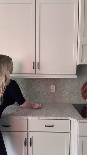 Affordable Home Decor Finds at Dollar General