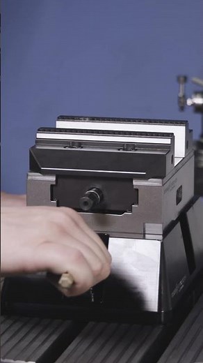 Beautiful Vice Installation | 5 Axis Machining #shorts