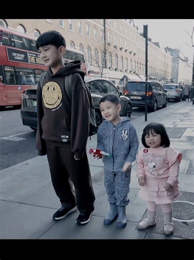 trio R ( size s,m,l ) . . #lily #ranaima #rayyanza #rafatharmalikahmad #raffinagita1717