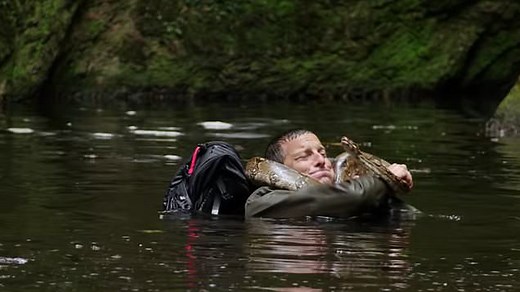 Animals on the Loose: A You vs. Wild Interactive Movie - Trailer