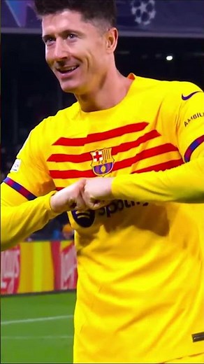 Robert Lewandowski amazing skills #bayern #football #soccerskills #lewandowski #skills