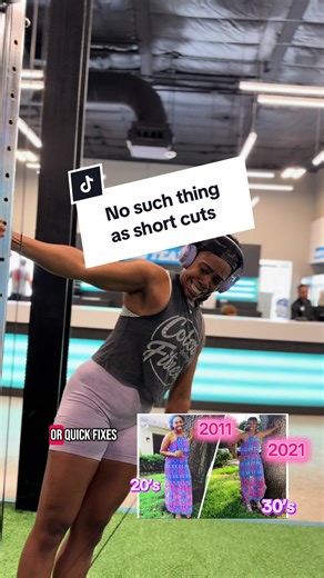 When I started my fitness journey as a busy mom with two kids, I knew a $20 PDF or quick online plan wouldn’t bring me the results I wanted. The real tea 🫖 ? Nobody can give you your “pre-baby body” back — not even a plastic surgeon. 👉🏾👉🏾👉🏾What we’re really searching for is 𝒄𝒐𝒏𝒇𝒊𝒅𝒆𝒏𝒄𝒆, 𝒔𝒕𝒓𝒆𝒏𝒈𝒕𝒉, and 𝒔𝒆𝒍𝒇-𝒆𝒔𝒕𝒆𝒆𝒎, but when you’re exhausted and overwhelmed, shortcuts look tempting. 💡Here’s the reality: if a quick fix could get you there, you’d already have the re