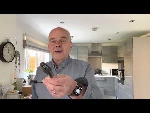 Papa shows you how to connect a Wii to a PC monitor