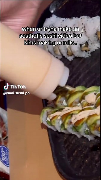 Creating Aesthetic Sushi Rolls with Kim's Help