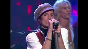 63K views · 4.9K reactions | Velvet Revolver (Fall To Pieces) Live 2004 | Seattle Sound 90's | Facebook