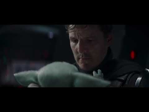 The Mandalorean - Scene "Mando takes off his helmet for Grogu"