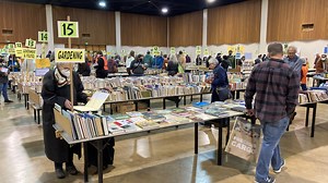 Friends of Eugene Public Library to hold benefit book sale