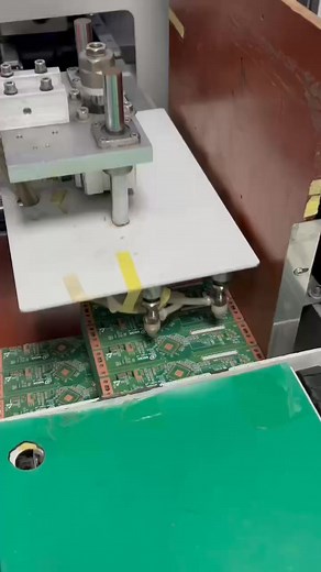 Automatic production line for PCB assembly manufacturing | Liu Fan