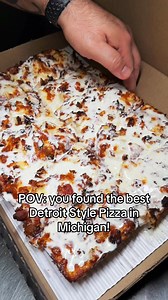 Can you ever have to much ranch? I love the Detroit style from Papa's Pizza & BBQ , it’s crispy and they load up the toppings! #pizza #detroit | The Detroit Diet