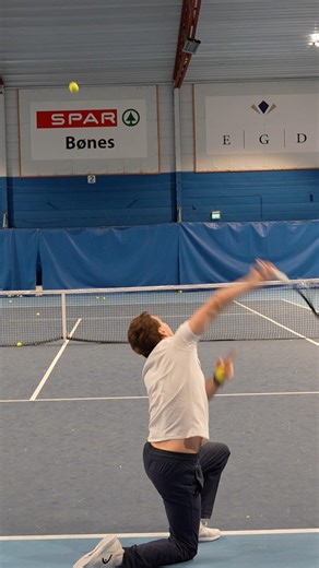 Topspin Serve Form Check - The Kneeling Method #tennis #serve #technique