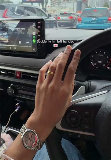 Embracing Left-Handedness: A New Journey