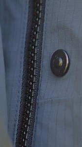 Dry, stylish & comfortable – the Duotone Explore 2L Coat delivers protection with an oversized fit. | Duotone Kiteboarding International