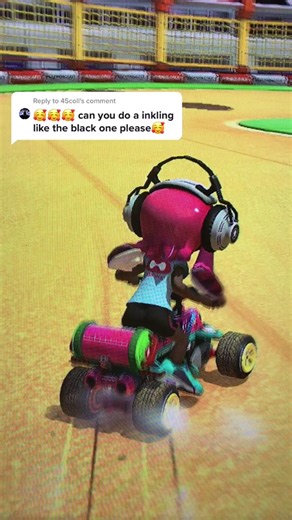 Inkling Girl in Mario Kart 8 Deluxe Slow Motion | Nintendo