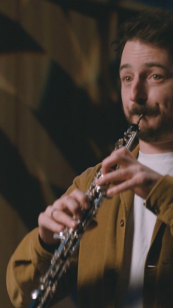 London Symphony Orchestra on Instagram: "We asked our Principal Oboe Olivier Stankiewicz about his favourite passage in all the music written for the oboe. Can you guess what he picked? 🎶✨ What’s your favourite piece for this fascinating instrument? Share with us! #LondonSymphonyOrchestra #Oboe"