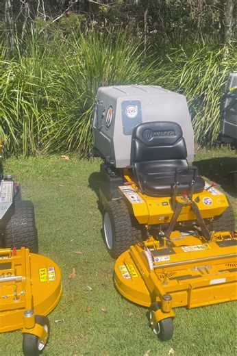 Check out this impressive lineup. Walker Mowers deliver precision, power, and the perfect cut every time. Built tough with integrated components, they offer smooth, reliable performance and minimal maintenance. No excuses now - with 40 months interest-free finance available, it’s the perfect time to make your pick! 👉 Book your on-property demo now: walkermowers.com.au/book-a-demo #walkermowers #walkermower #mowlikeapro #precisionmowing #mowingmadeeasy #lawnstripes #prolawncare #mowerlife #zerot